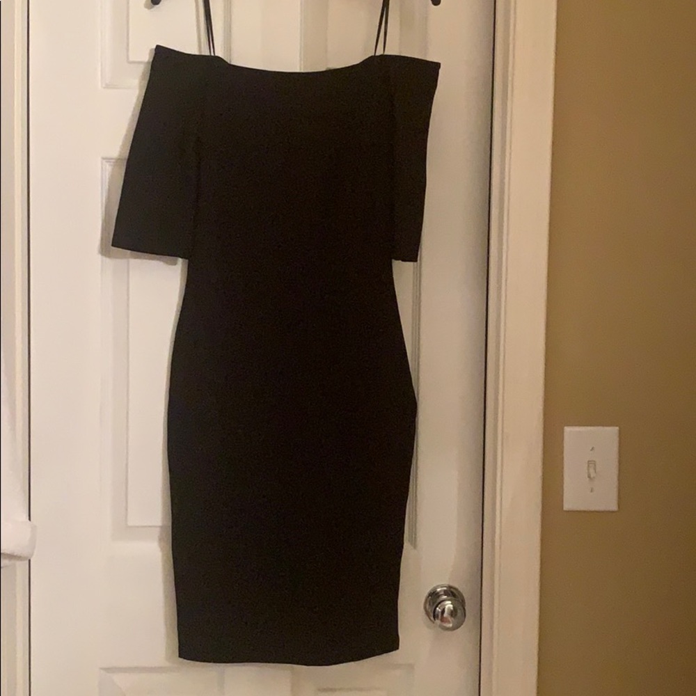 Lulus off shoulder bodycon dress